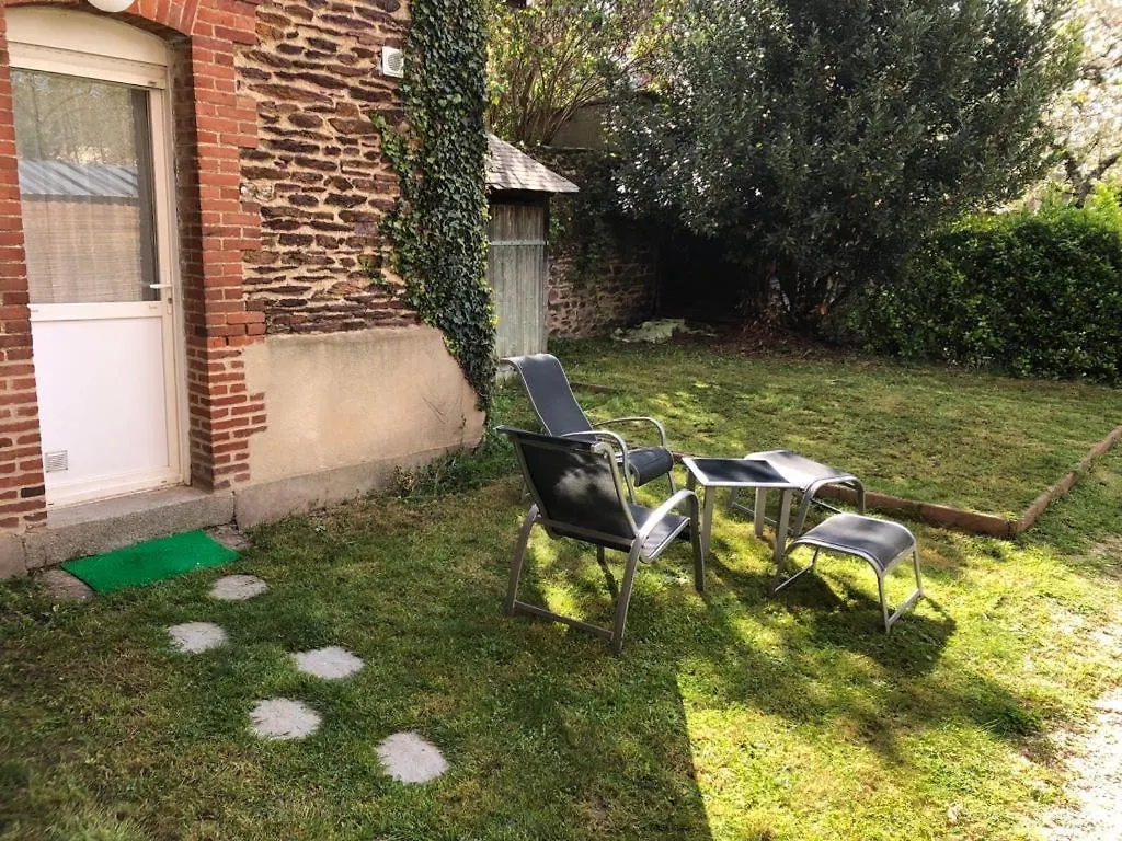 Apartment Le Rosegarden Studio Au Pied De La Gare De Rennes